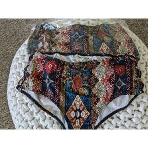 NIP 2 Pairs Bear Dance Moroccan Print Panty Panties Set of 2 Small